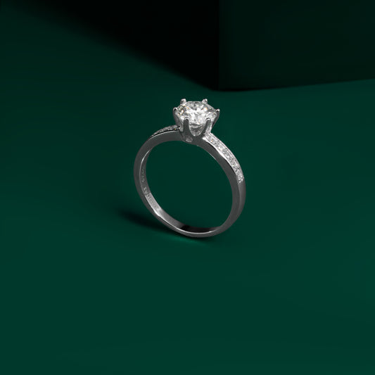 Mapperly - Round Cut Solitaire Moissanite Ring