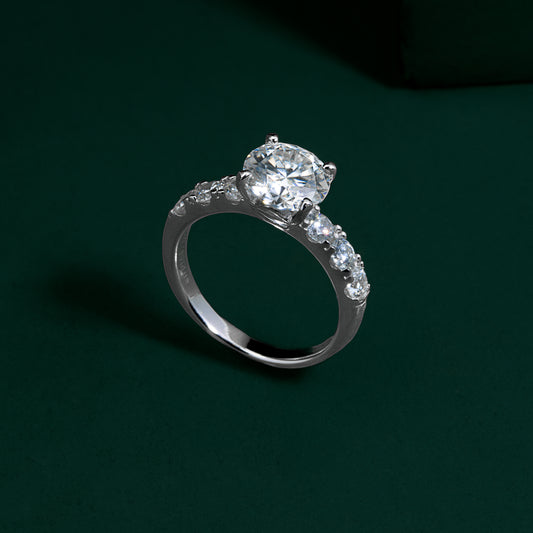 Belgravia - Round Cut Solitaire Moissanite Ring