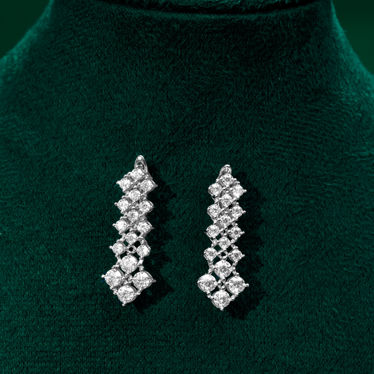 Oxford - Moissanite Earrings