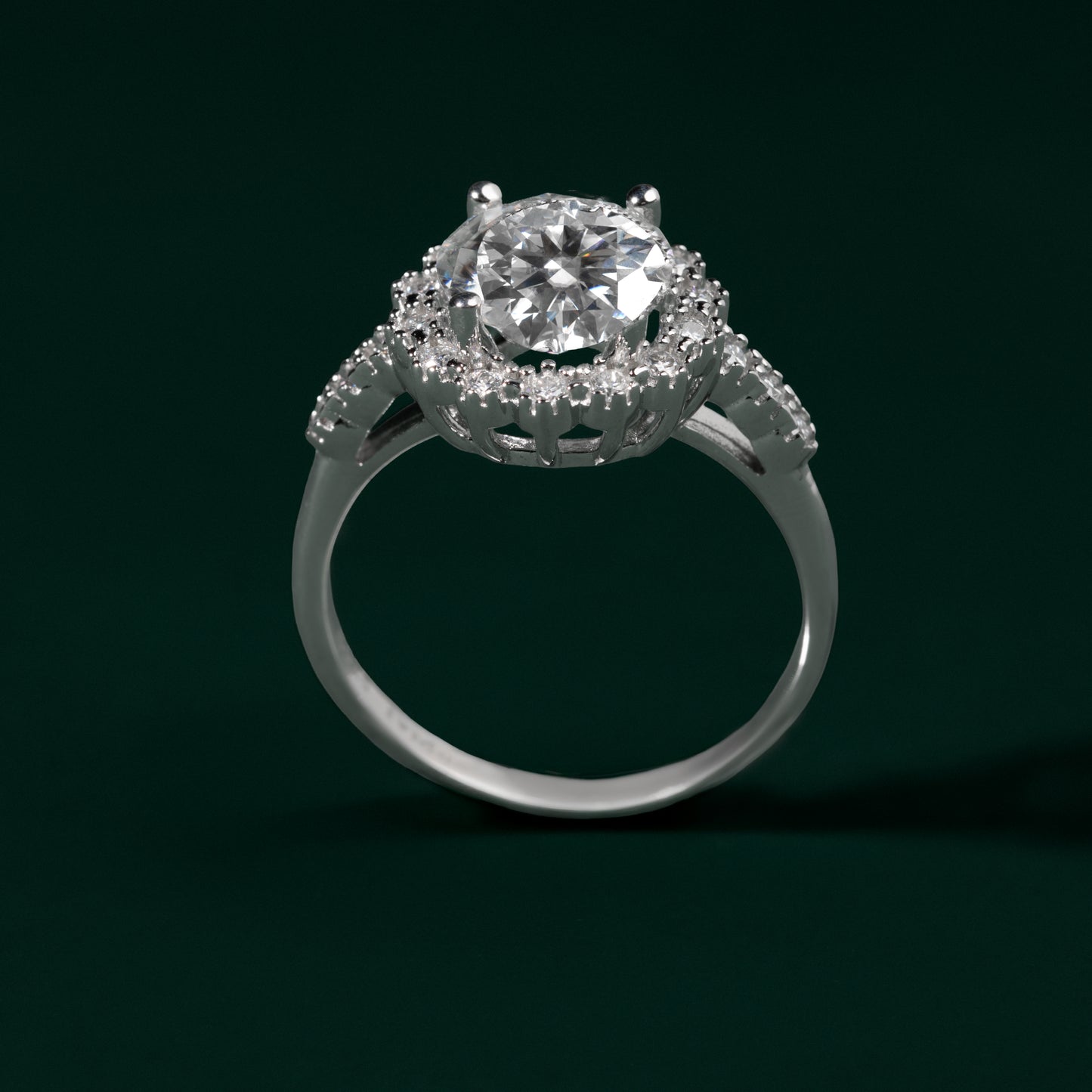 Kingham - Round Cut Rosette Moissanite Ring