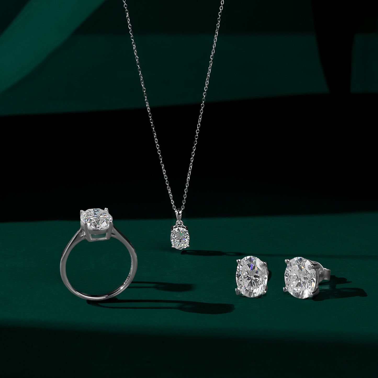 KNIGHTSBRIDGE JEWELLERY SET