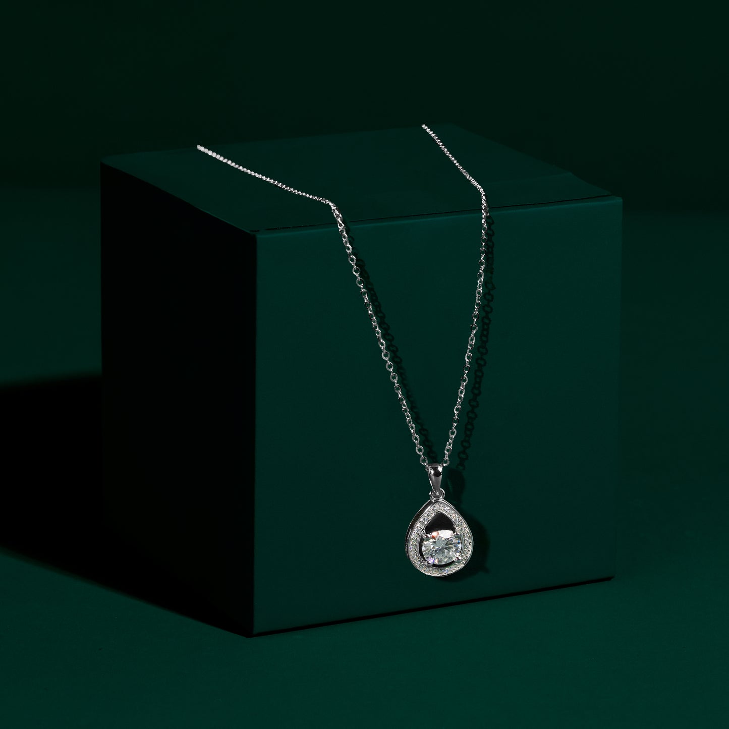CLIFTON JEWELLERY SET