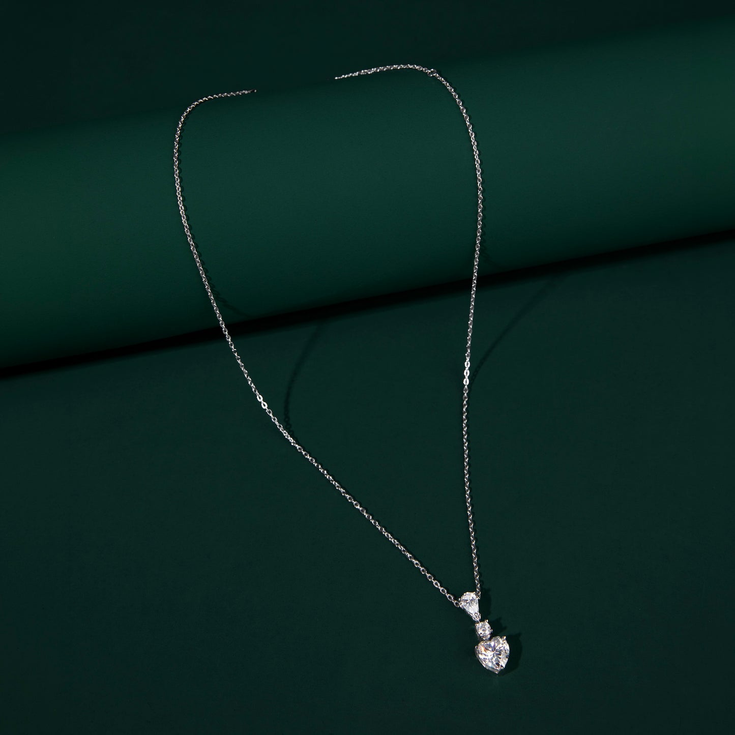 Castlebay - Heart-Cut Pendant Moissanite Necklace
