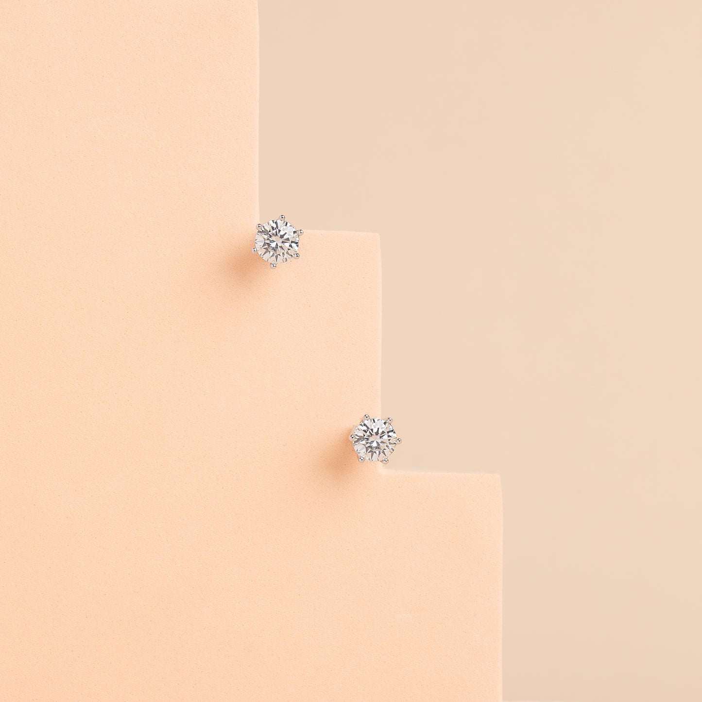 Surrey - Round Cut Solitaire Moissanite Earrings