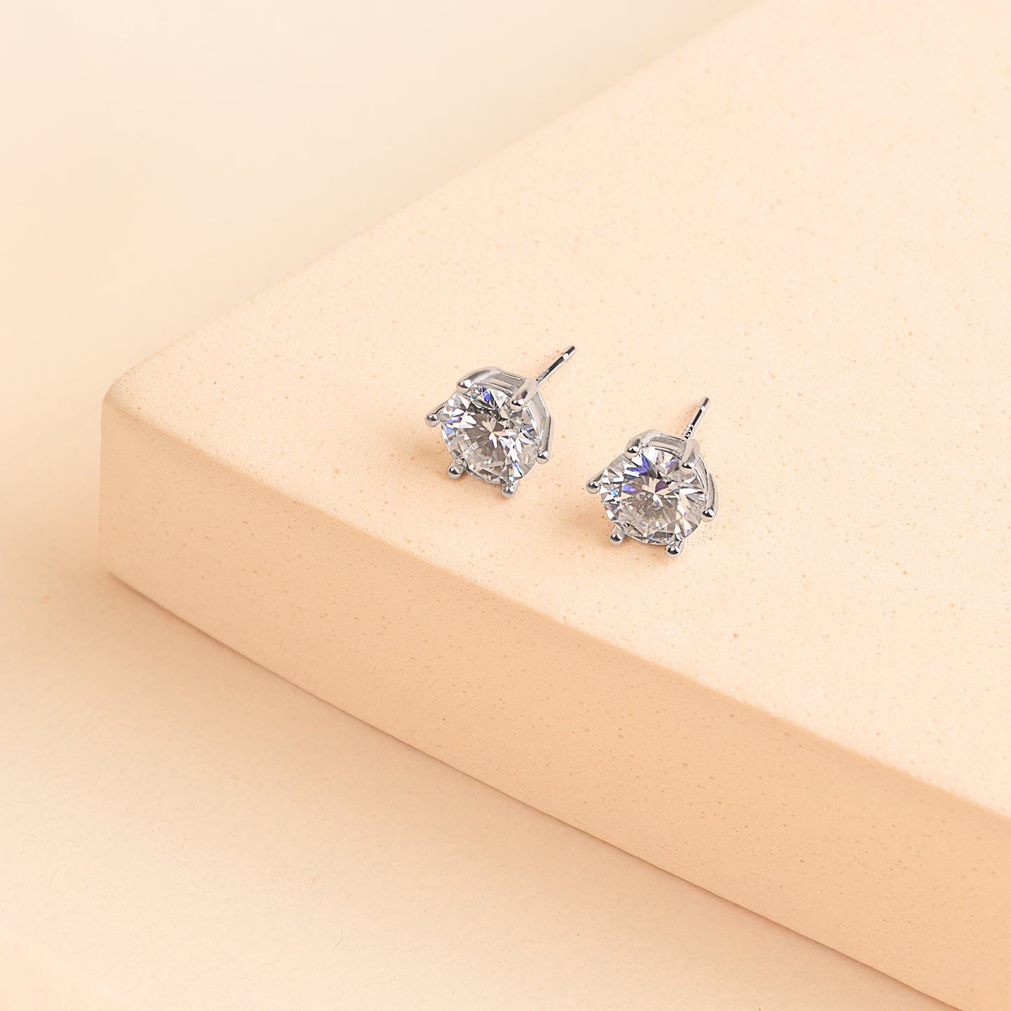 Surrey - Round Cut Solitaire Moissanite Earrings
