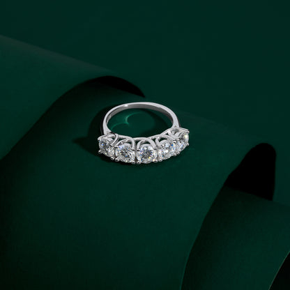 Hyde - 5-stone Round Cut Moissanite Ring