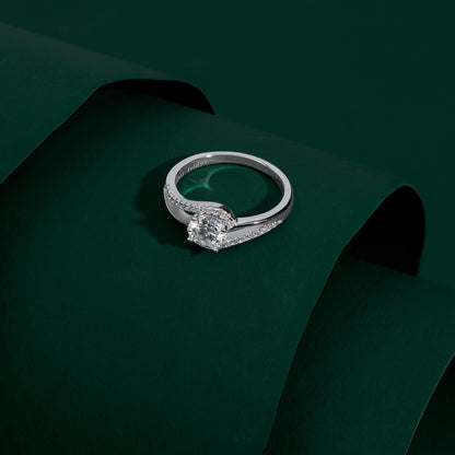 Chelsea - Round Cut Moissanite Ring
