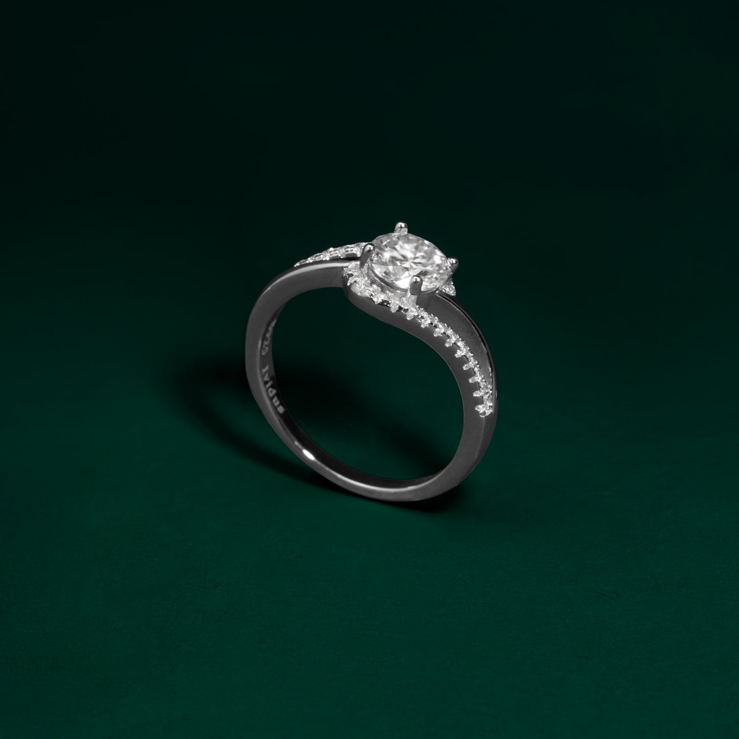 Chelsea - Round Cut Moissanite Ring