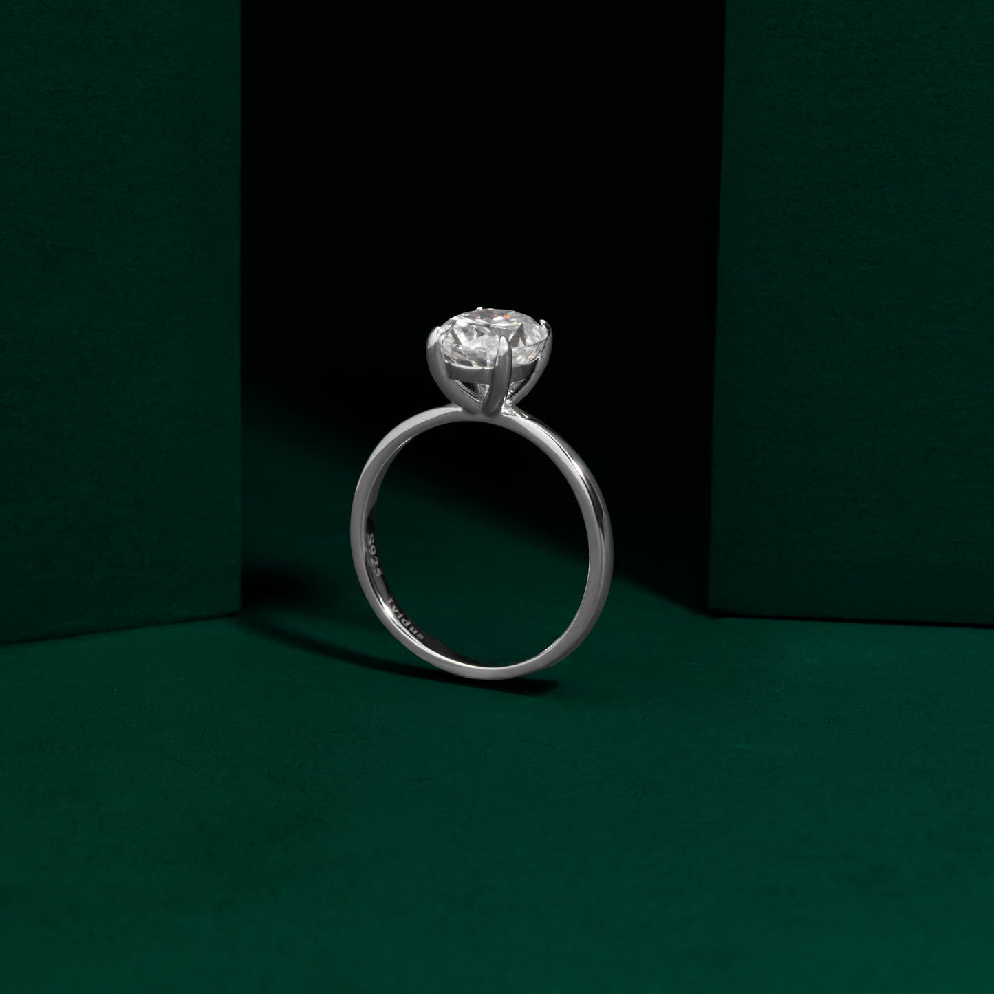 Westfield - Solitaire Oval Cut Moissanite Ring