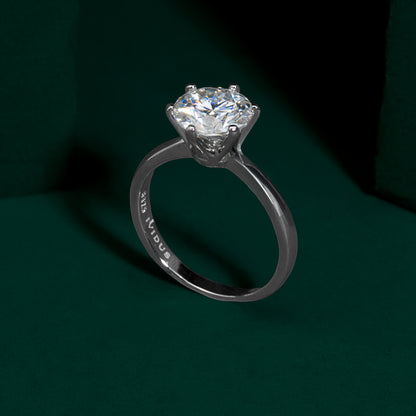 Mayfair - Solitaire Round Cut Moissanite Ring