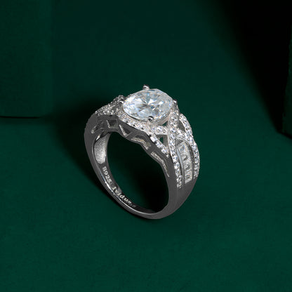 Windsor - Oval Cut Moissanite Ring