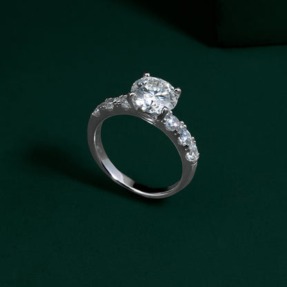 Belgravia - Round Cut Solitaire Moissanite Ring