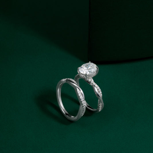 Lancaster - Oval Cut Solitaire Moissanite Ring with Wedding Band