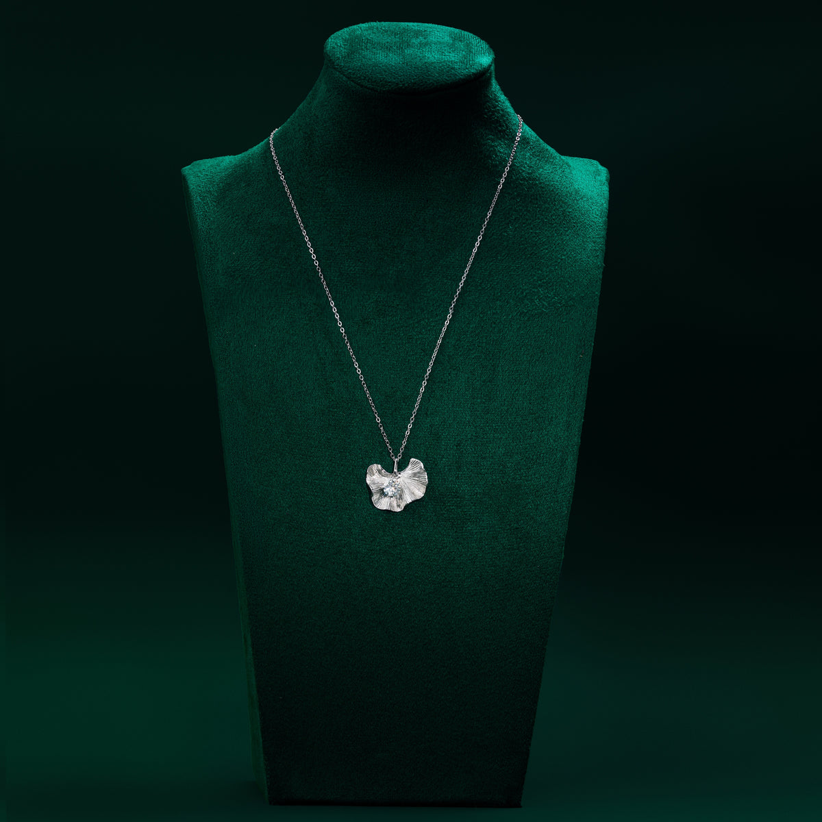 Primrose - Silver Moissanite Necklace