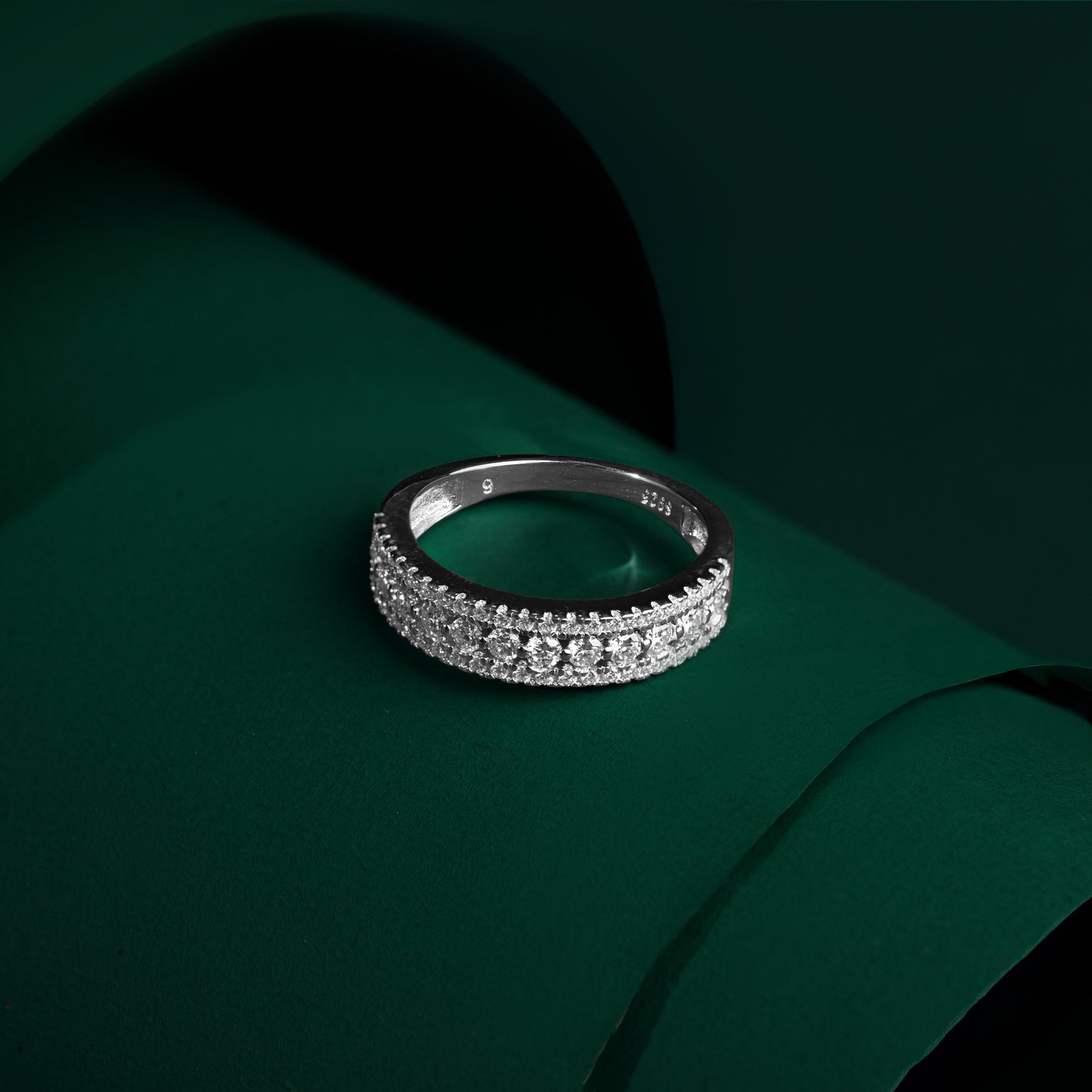 Tenby - Moissanite Wedding Band