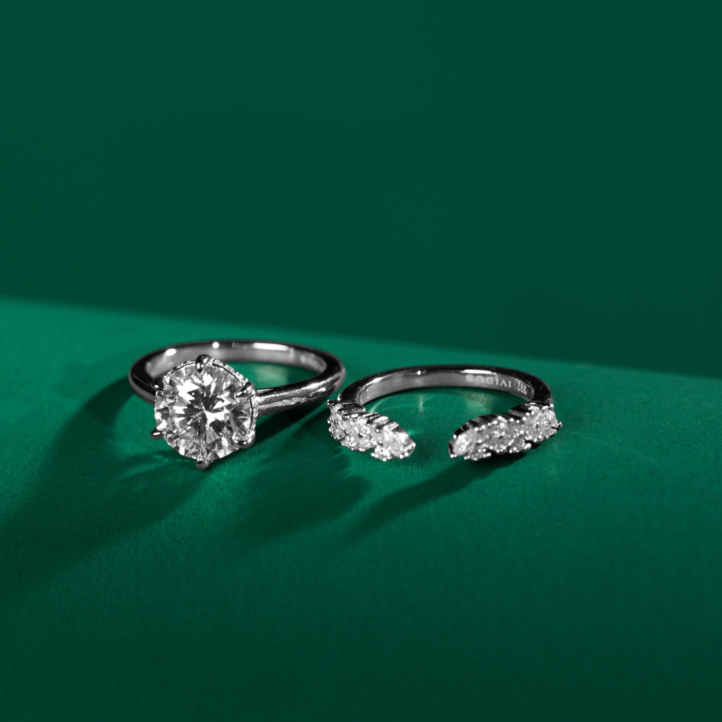 Richmond - Two Piece Moissanite Ring Set