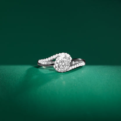 Chelsea - Round Cut Moissanite Ring