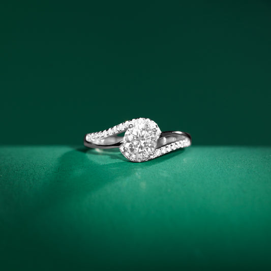 Chelsea - Round Cut Moissanite Ring