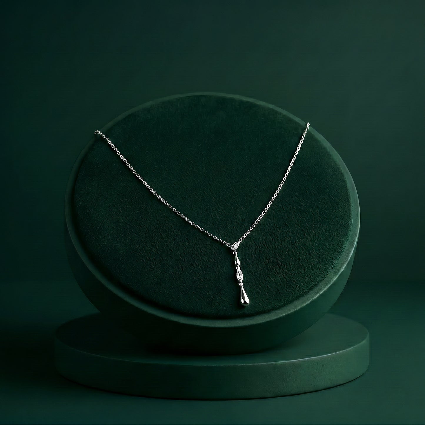 Snenton - Lariat Moissanite Necklace