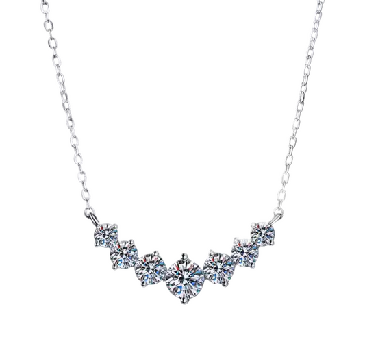 Queensferry - Seven-stone moissanite necklace