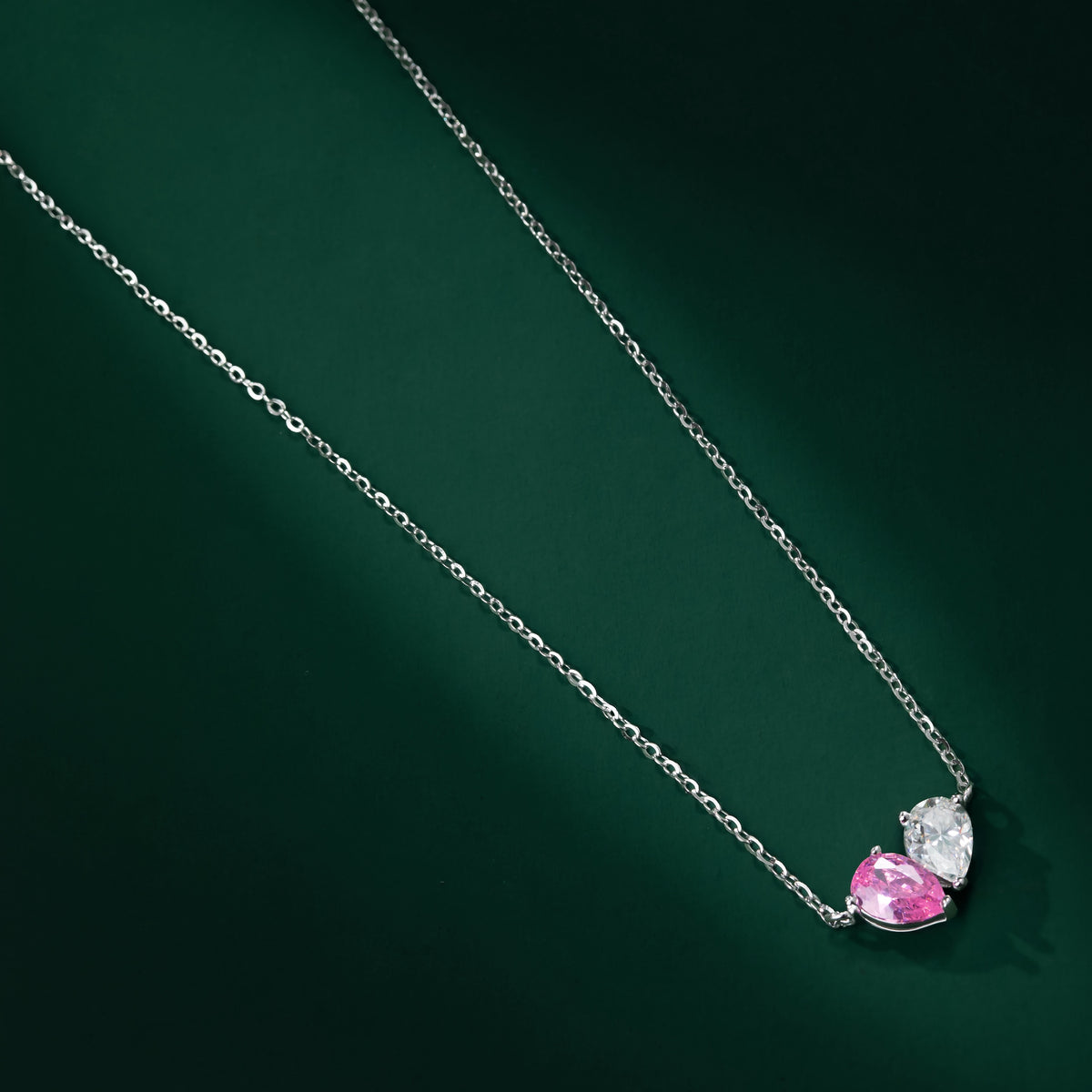 Twinstead - Double Pear-Cut Moissanite necklace