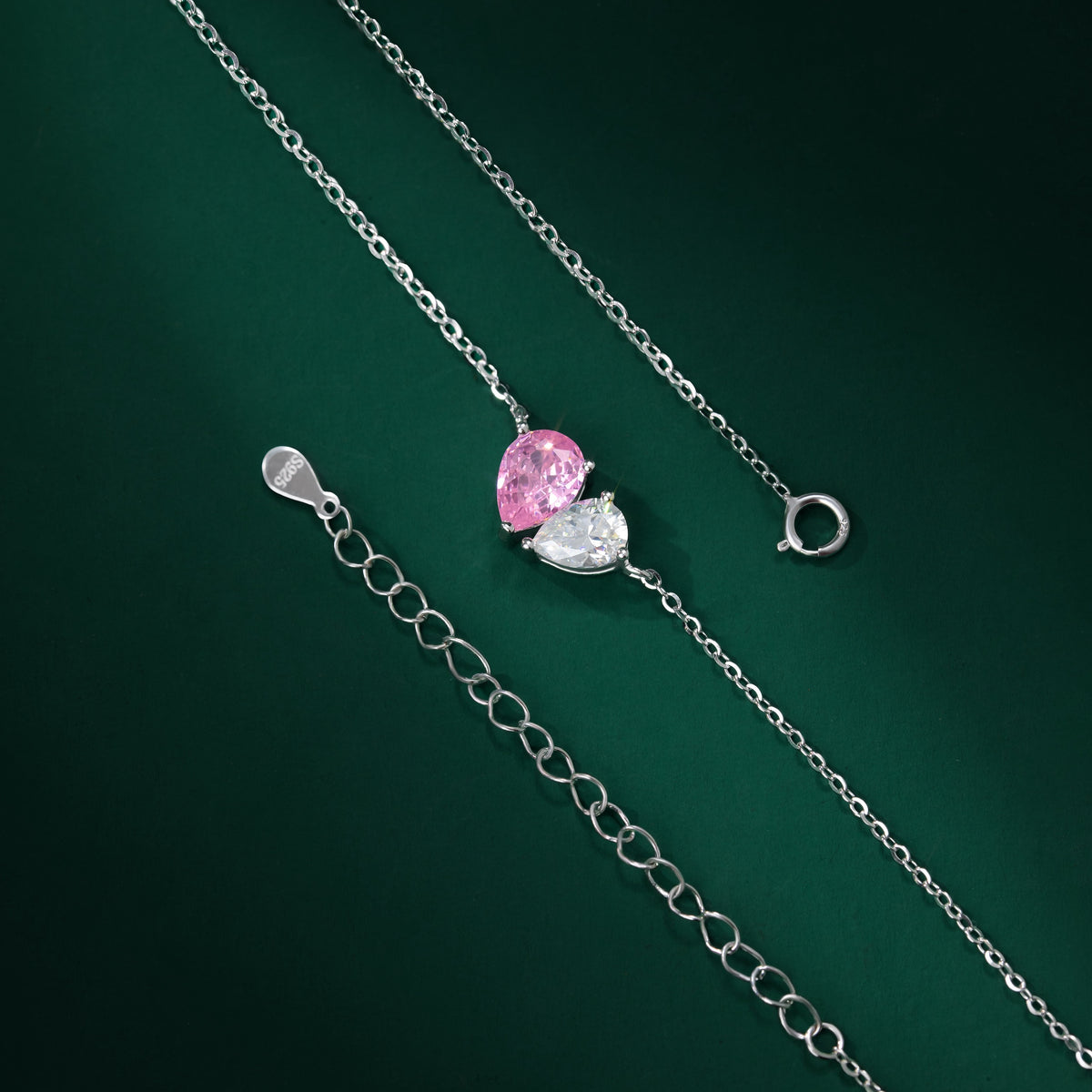 Twinstead - Double Pear-Cut Moissanite necklace