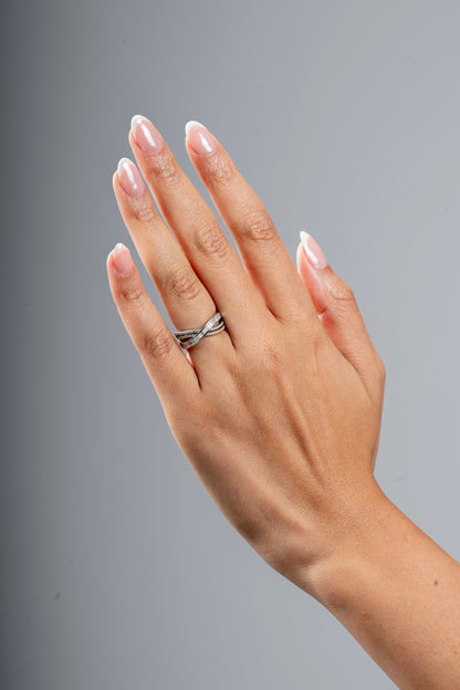 Bridgford - Emerald and Round Cut Moissanite Band Ring