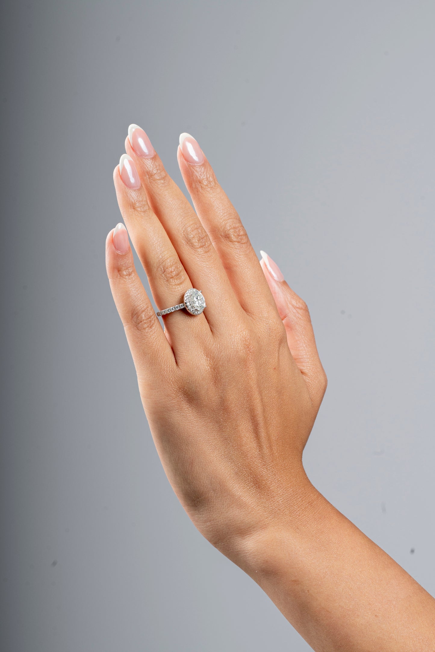 Camden - Oval Cut Moissanite Ring