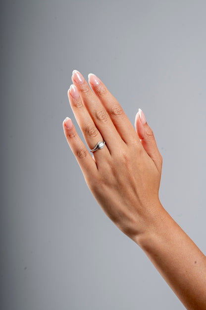 Chelsea - Round Cut Moissanite Ring