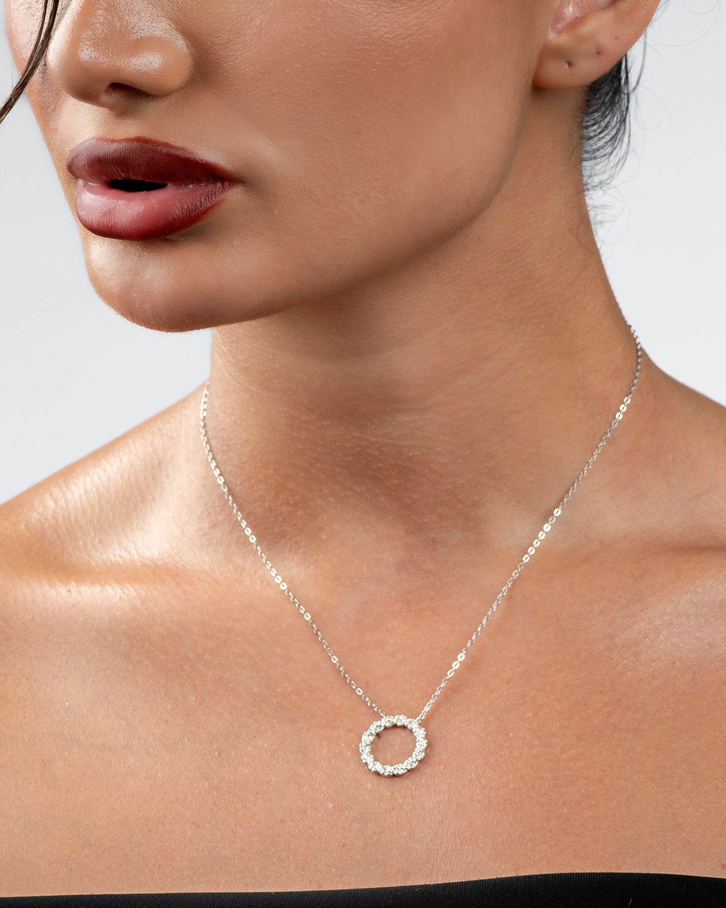 Grassendale - Round Moissanite Pendant Necklace