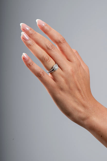 Landmere - Round Halo Cut Moissanite Ring