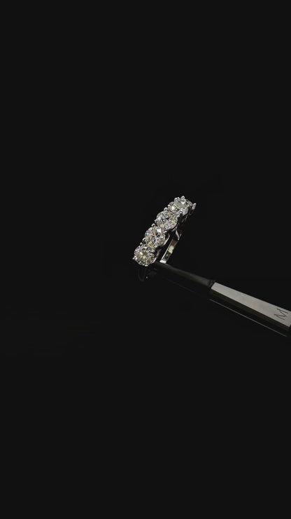 Hyde - 5-stone Round Cut Moissanite Ring
