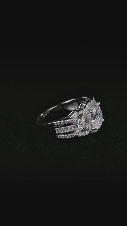 Windsor - Oval Cut Moissanite Ring
