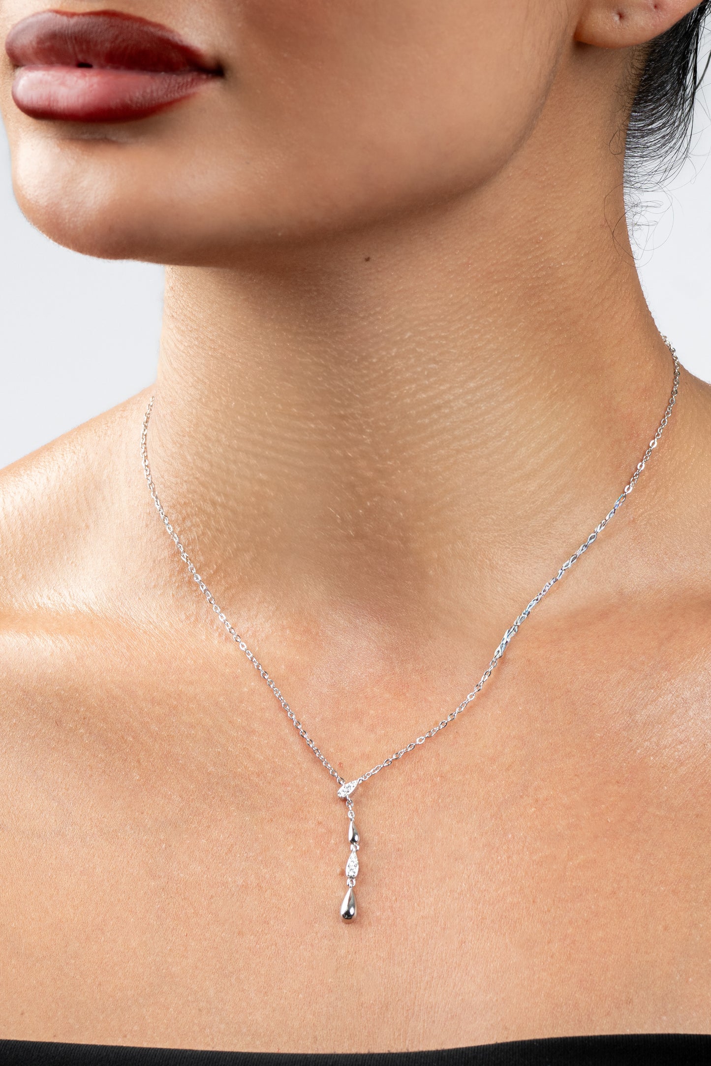 Snenton - Lariat Moissanite Necklace